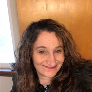 Meet your Posher, Veronica